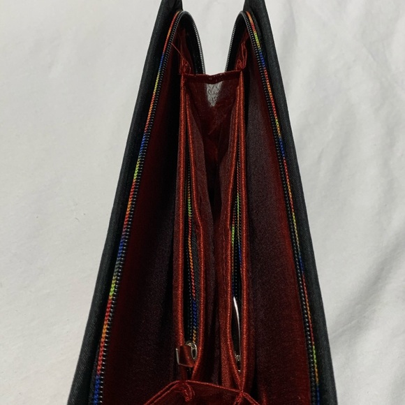 Black and Multicolor Embroidered Flower Clutch - Picture 6 of 8